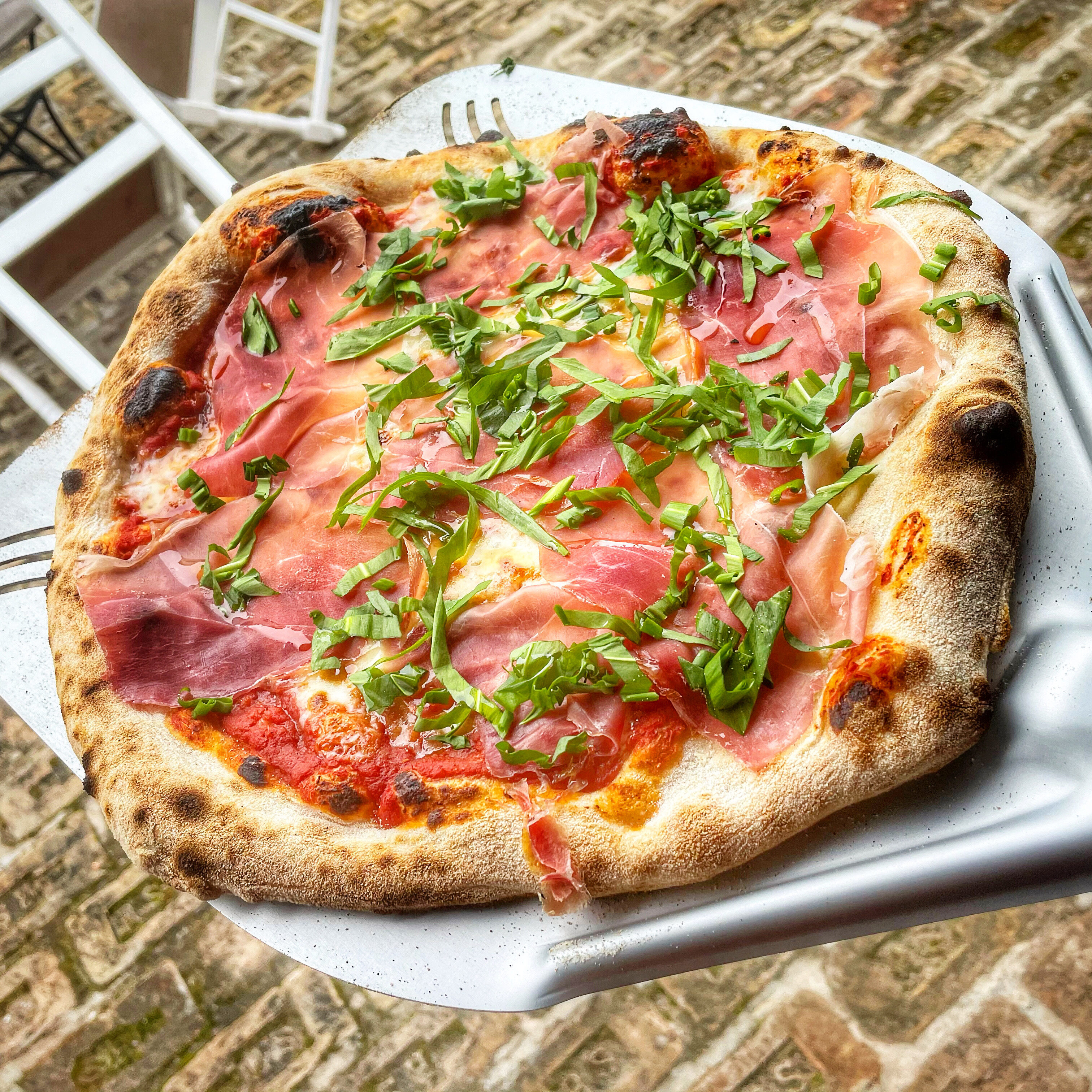 Kovászos gourmet pizzák ismét sülnek elvitelre